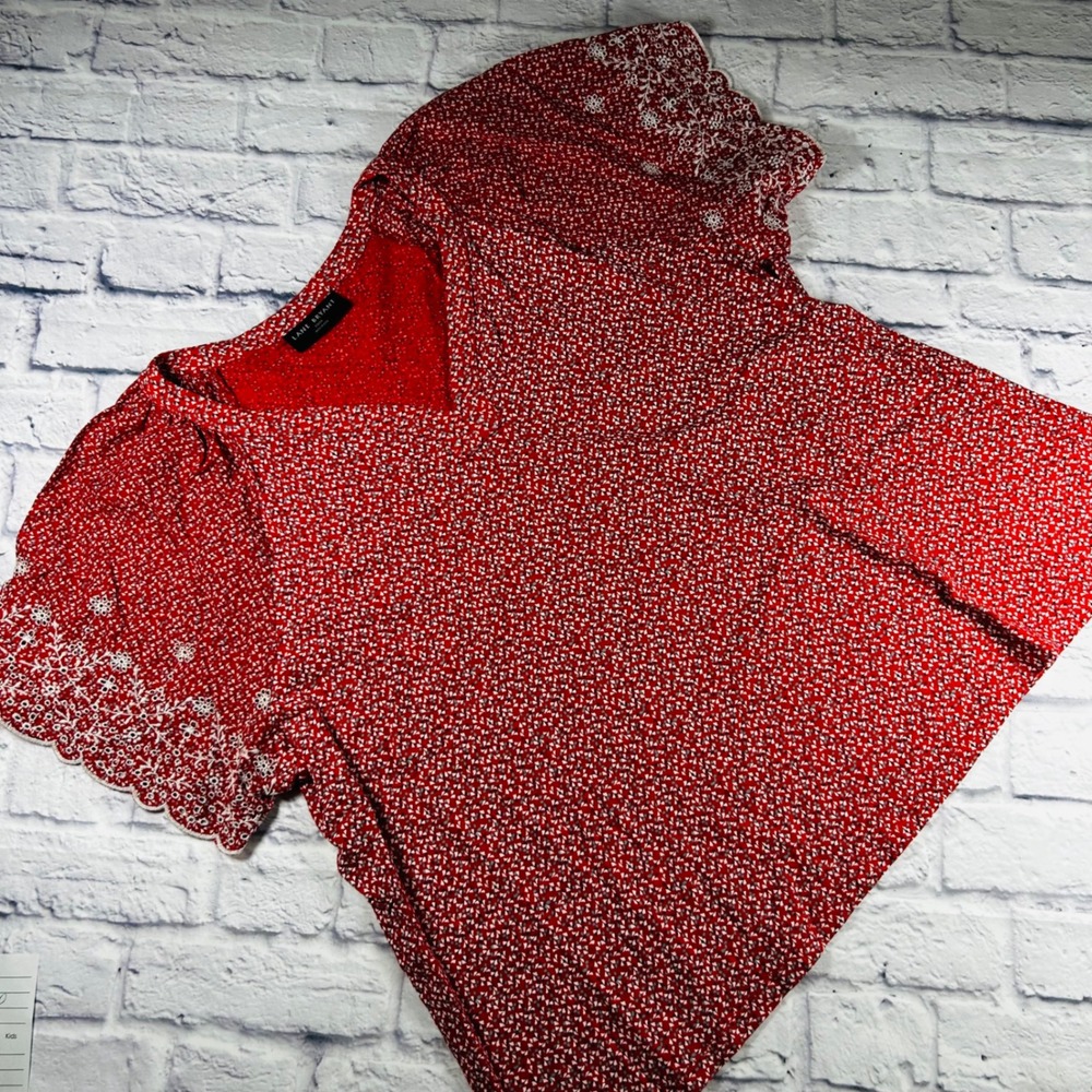 Lane Bryant Red Floral V-Neck Top Embroidered Scallop Sleeve Plus 22/24